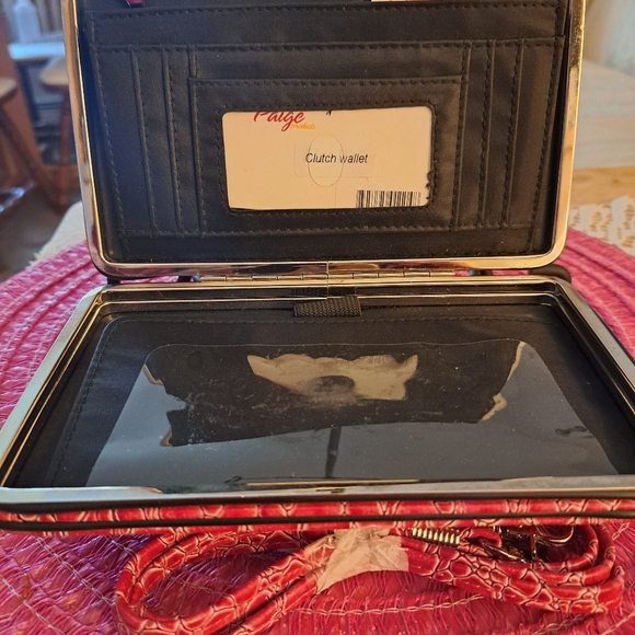 PAIGE PRODUCTS PINK  WALLET & CELL PHONE CLUTCH CROSSBODY - Picture 5 of 12